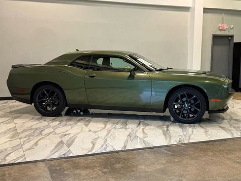 Used 2023 Dodge Challenger SXT w/ Blacktop Package image 6