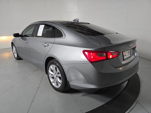 Used 2023 Chevrolet Malibu LT image 3