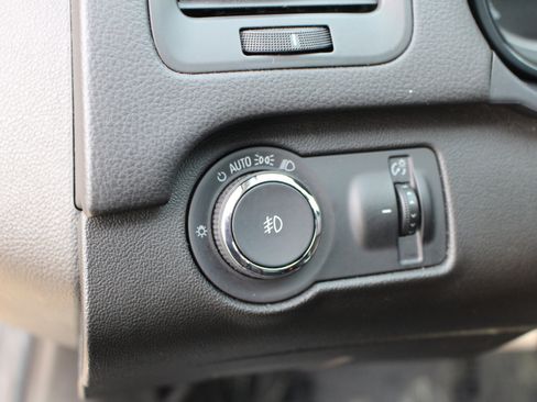 Used 2012 Buick Regal Leather image 19