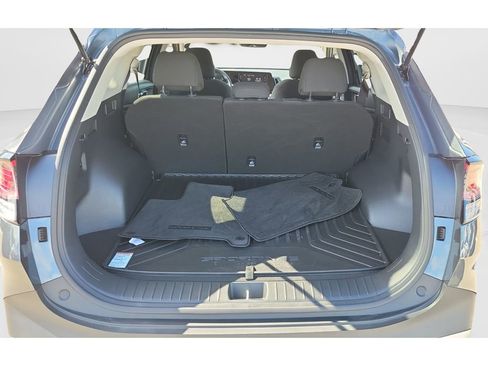 Used 2025 Kia Sportage LX image 12