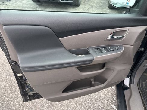 Used 2014 Honda Odyssey EX-L image 15