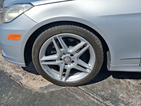 Used 2011 Mercedes-Benz E 350 Cabriolet image 8