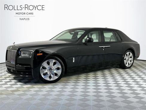New 2026 Rolls-Royce Phantom image 1