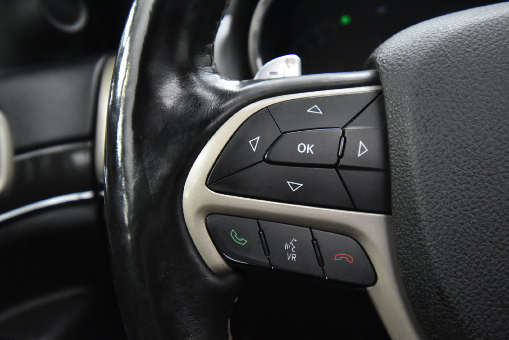 Used 2017 Jeep Grand Cherokee Limited AWD/4WD image 33