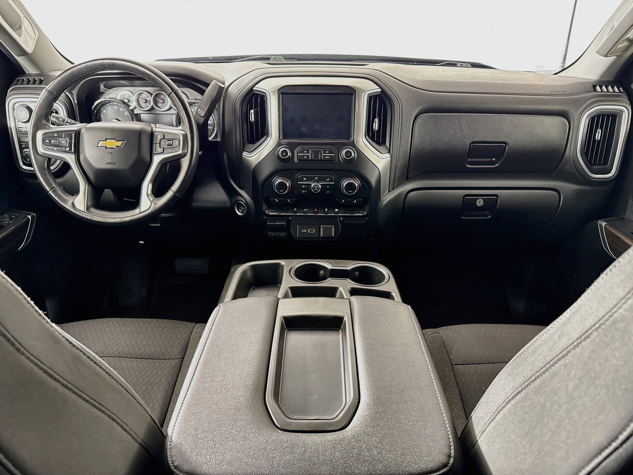 Used 2019 Chevrolet Silverado 1500 LT w/ True North Edition AWD/4WD image 3