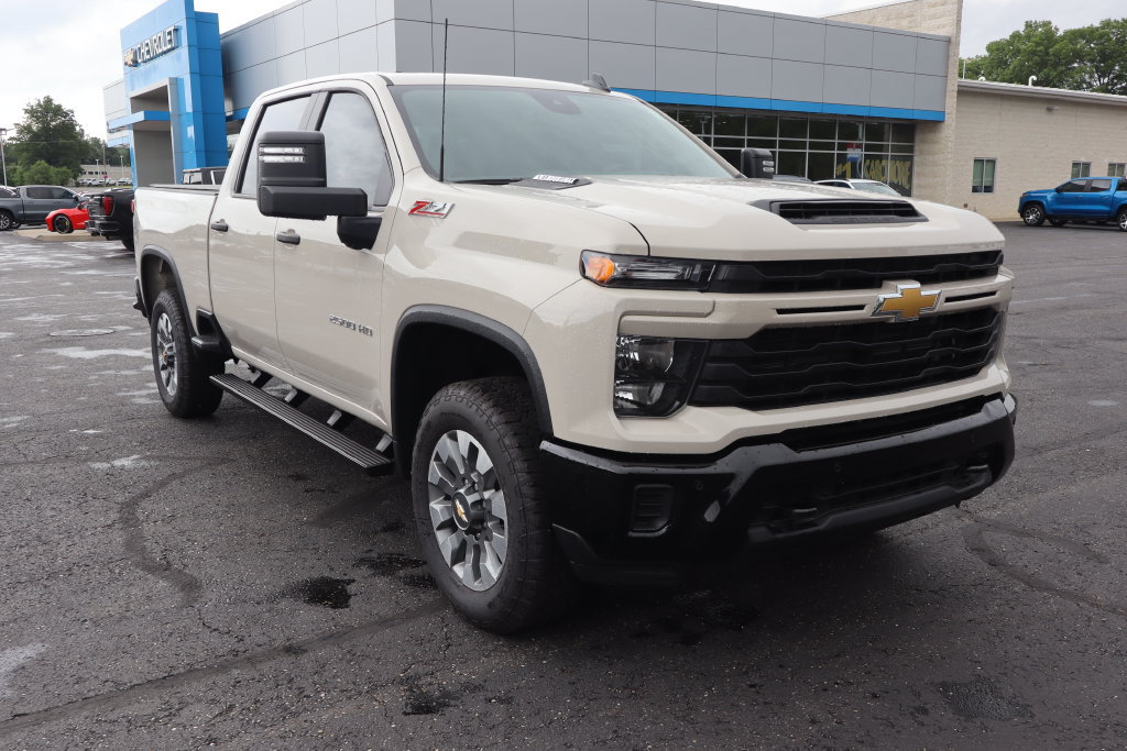 New 2026 Chevrolet Silverado 2500 Custom w/ Custom Value Package AWD/4WD image 2