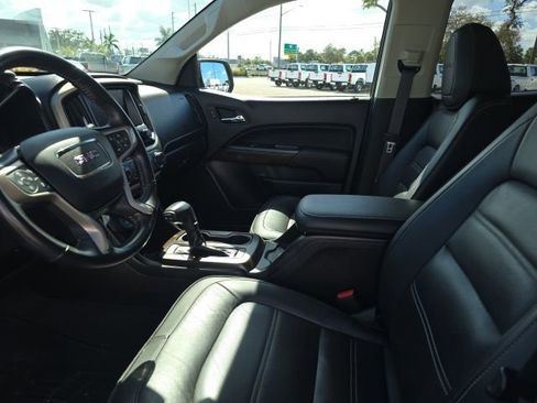 Used 2020 GMC Canyon Denali image 7
