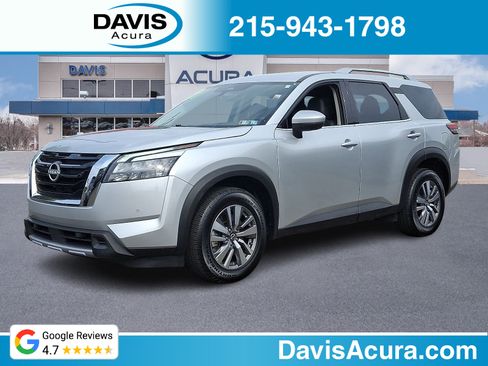 Used 2025 Nissan Pathfinder SL AWD/4WD image 1