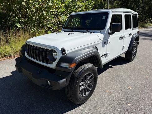 New 2025 Jeep Wrangler Unlimited Sport image 3