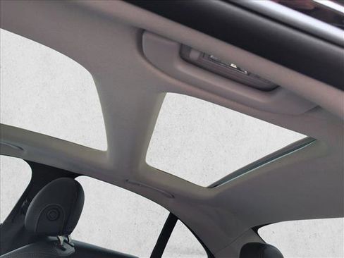 Certified 2015 Mercedes-Benz C 300 Sedan image 20