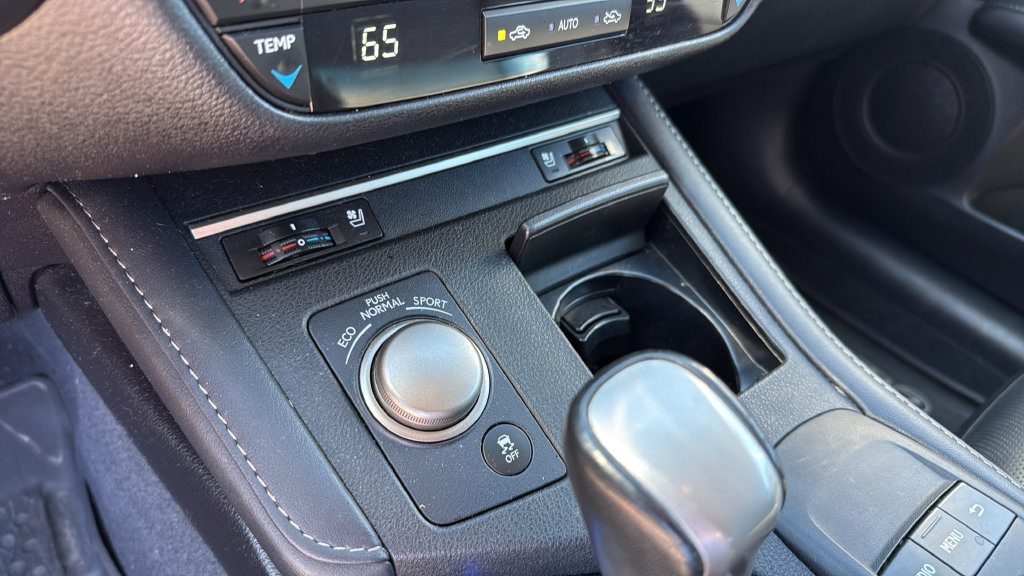 Used 2017 Lexus ES 350 w/ Premium Package FWD image 27