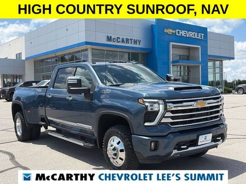 Used 2024 Chevrolet Silverado 3500 High Country w/ High Country Premium Package AWD/4WD image 1