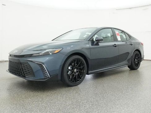 New 2026 Toyota Camry SE image 11