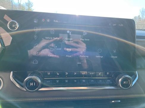 Used 2024 Chevrolet Colorado ZR2 w/ ZR2 Convenience Package III image 33