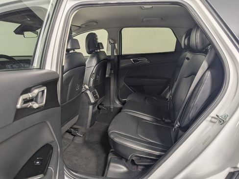 Used 2023 Kia Sportage EX FWD image 24