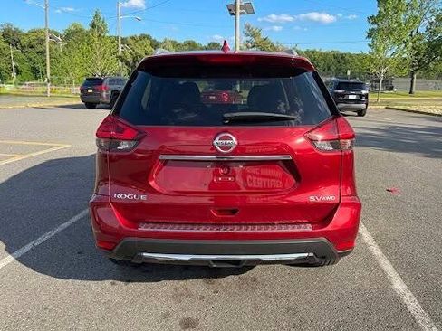Used 2018 Nissan Rogue SV w/ Premium Package AWD/4WD image 5