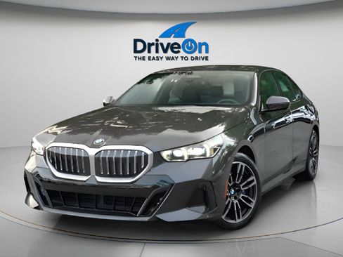 Used 2024 BMW 530i xDrive 530i xDrive image 4