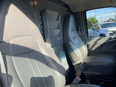 Used 2015 Chevrolet Express 3500 Extended image 12