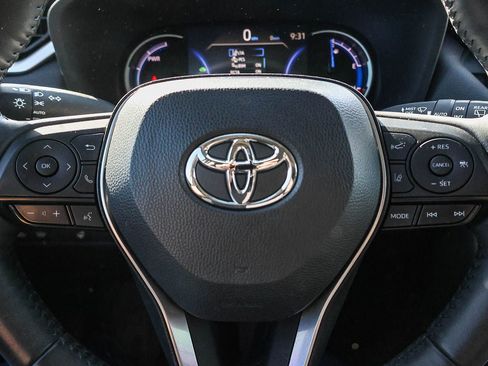 Used 2024 Toyota RAV4 XLE AWD/4WD image 35