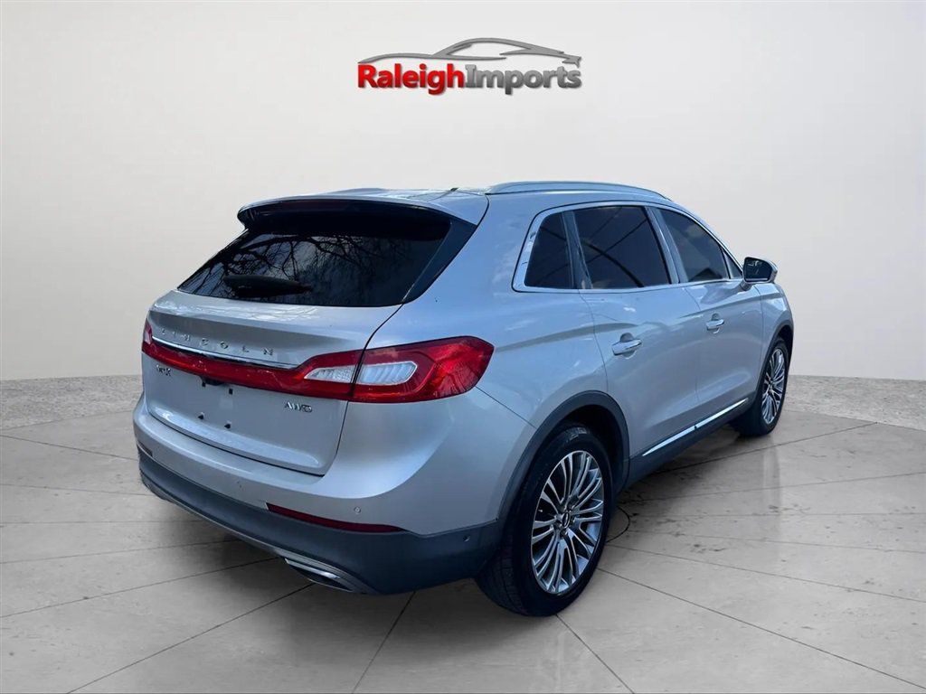 Used 2016 Lincoln MKX Reserve w/ Technology Package AWD/4WD image 5