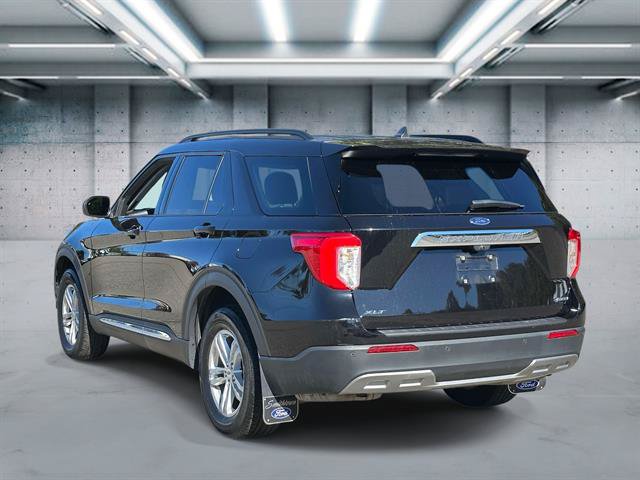 Used 2023 Ford Explorer XLT w/ Equipment Group 202A AWD/4WD image 6