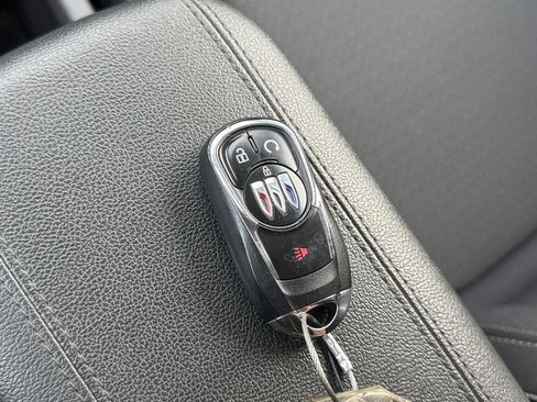 Used 2025 Buick Encore GX Preferred image 22