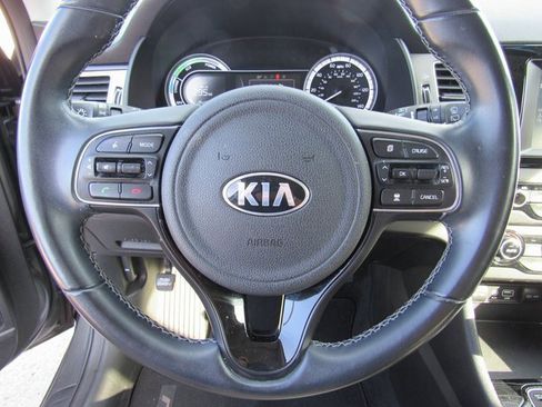Used 2018 Kia Niro EX image 19