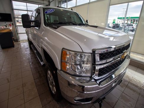 Used 2013 Chevrolet Silverado 3500 LTZ image 4