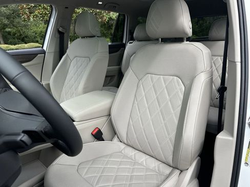 New 2026 Volkswagen Atlas SEL Premium R-Line image 11