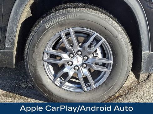 Used 2025 GMC Acadia Elevation image 12