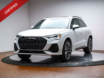 Certified 2025 Audi Q3 2.0T Premium w/ Convenience Package