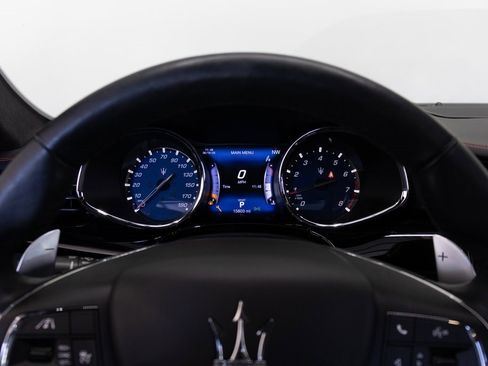 Used 2017 Maserati Quattroporte S GranLusso Q4 image 28