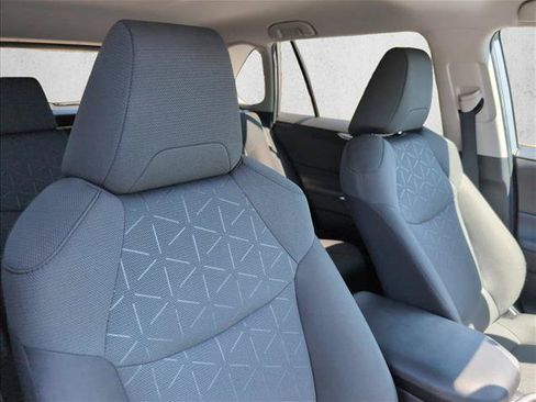 Used 2023 Toyota RAV4 XLE FWD image 29