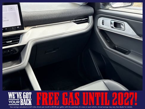 New 2026 Ford Explorer Active w/ Active Comfort Package RWD image 16