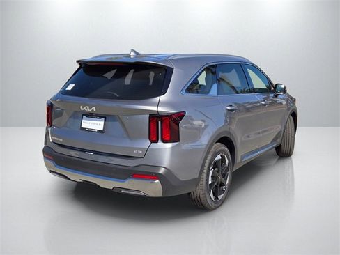 New 2026 Kia Sorento EX image 4