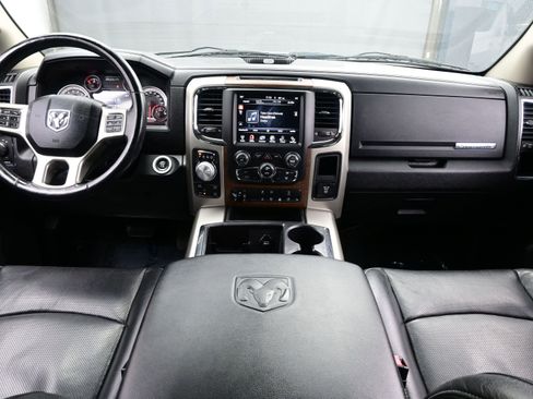 Used 2015 RAM 1500 Laramie image 16