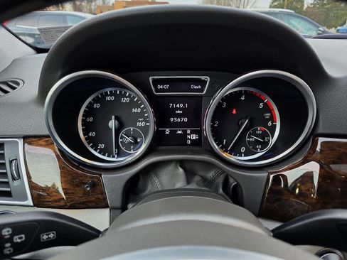Used 2012 Mercedes-Benz ML 350 BlueTEC 4MATIC image 15