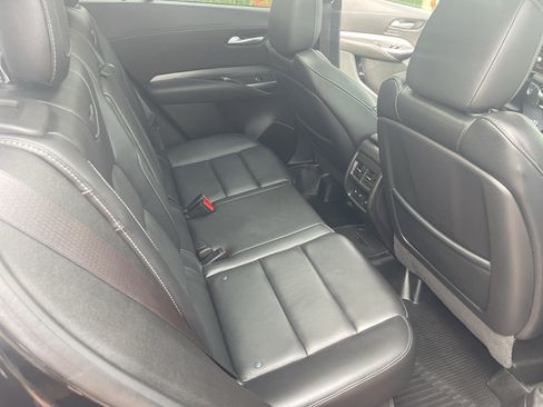 Used 2024 Cadillac XT4 Premium Luxury AWD/4WD image 32