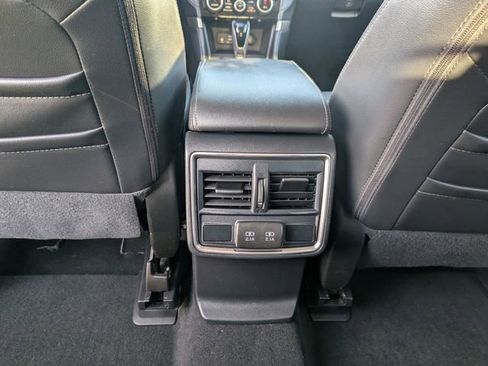 Used 2019 Subaru Forester Limited image 29