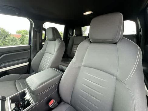 Used 2024 Toyota Tacoma TRD Off-Road AWD/4WD image 15