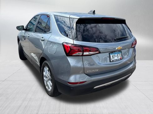 Used 2024 Chevrolet Equinox LT FWD image 4