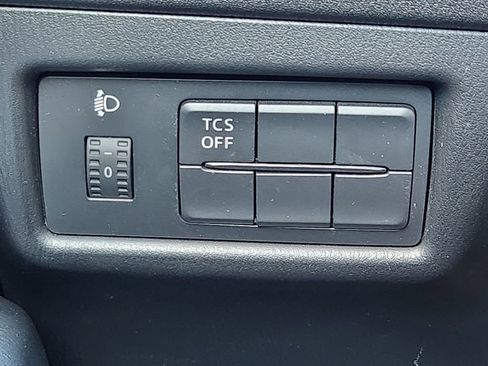 Used 2018 MAZDA CX-5 Sport image 12