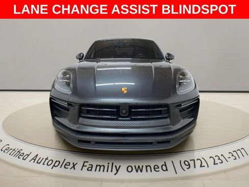 Used 2023 Porsche Macan AWD/4WD image 5