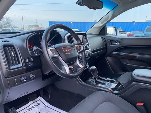Used 2018 GMC Canyon SLE image 9