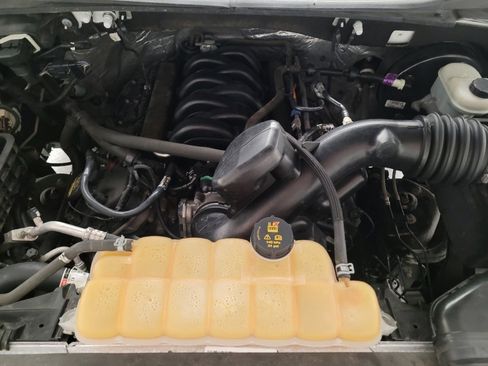 Used 2015 Ford F150 XLT w/ Equipment Group 302A Luxury image 30