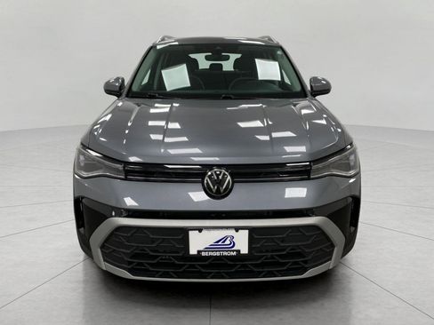 Used 2025 Volkswagen Taos SE AWD/4WD image 10