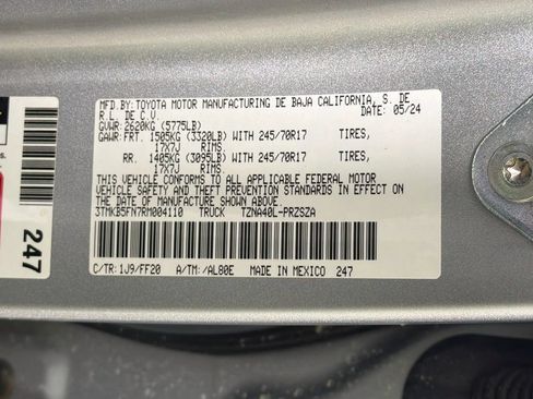 Used 2024 Toyota Tacoma SR5 RWD image 33