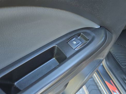 Used 2022 Chevrolet Colorado Z71 image 10