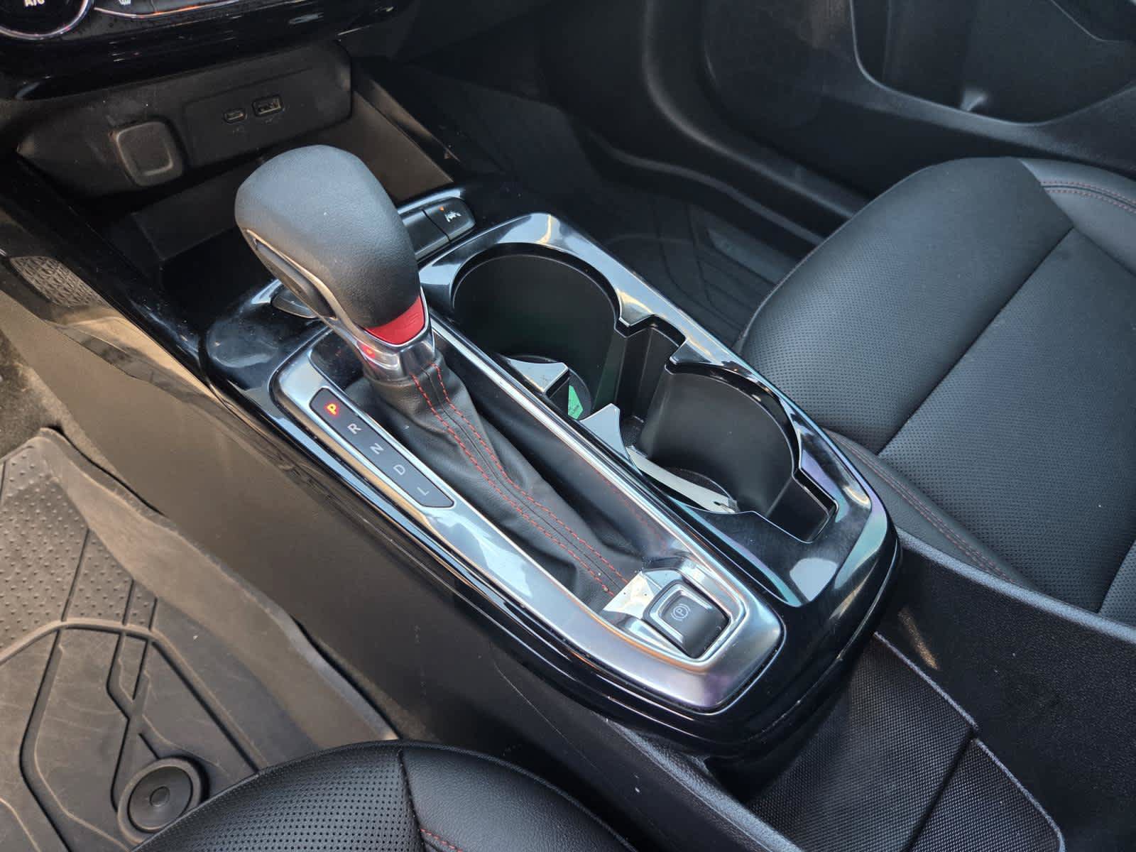 Used 2026 Chevrolet Trax RS FWD image 23