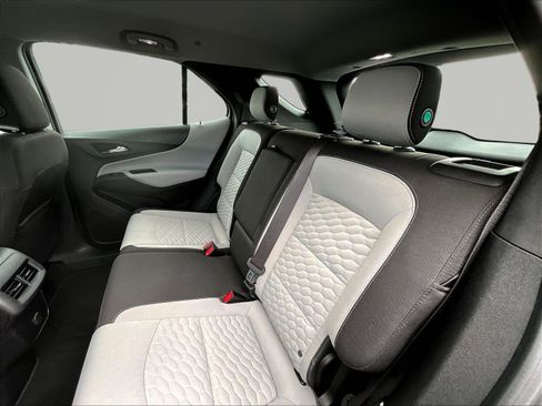 Used 2018 Chevrolet Equinox LS FWD image 22